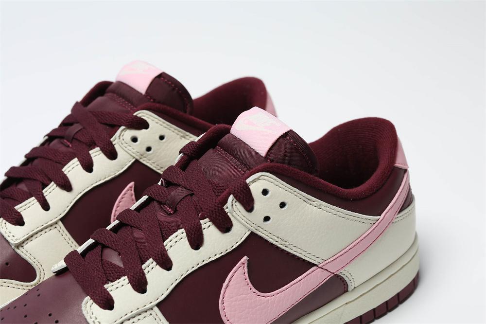 PK GOD Dunk Low yalentines Dav RETAIL MATERIALS READY TO SHIP